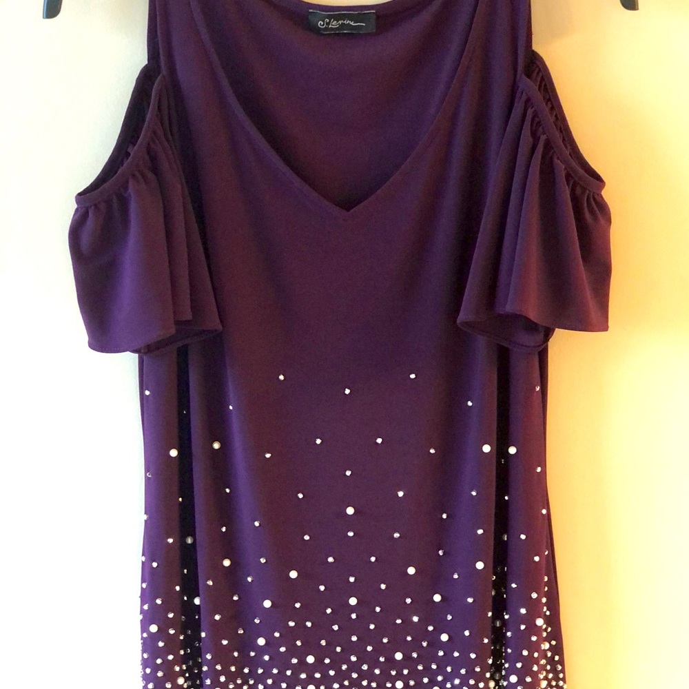 Cold Shoulder Blouse - Picture 4 of 7
